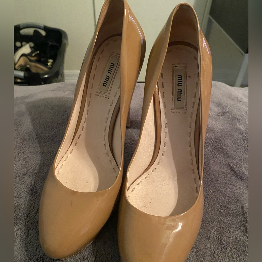 Miu miu nude platform pump
